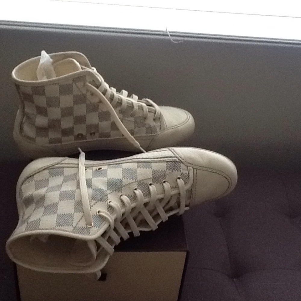 Louis Vuitton checkered board sneakers
